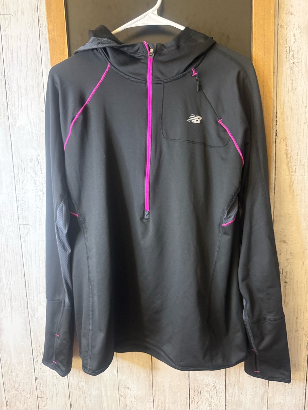 New Balance Active Pink/Black Hoodie Womens XL Pull Over Back Reflector